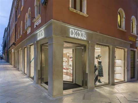 dior boutique venezia|La nuova boutique Dior a Venezia .